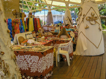 Papeete-Marcher artisanal du port